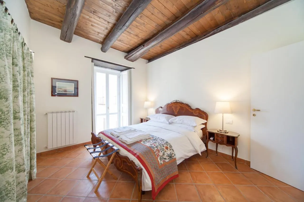 Palazzo Marigliano - Serviced Apartments نابولي
