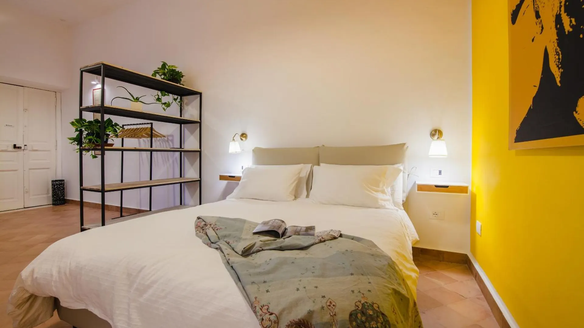 Palazzo Marigliano - Serviced Apartments نابولي 0*,